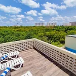 Studio Close To The Beach Adults Only